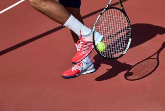 تفاوت بین کفش های تنیس و کفش دو چیست؟
